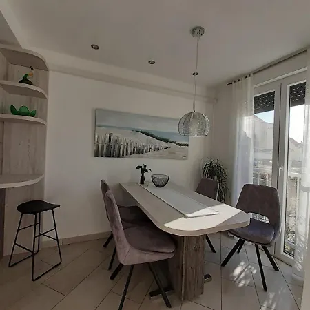 Edda **** Apartamento Labin (Istria)